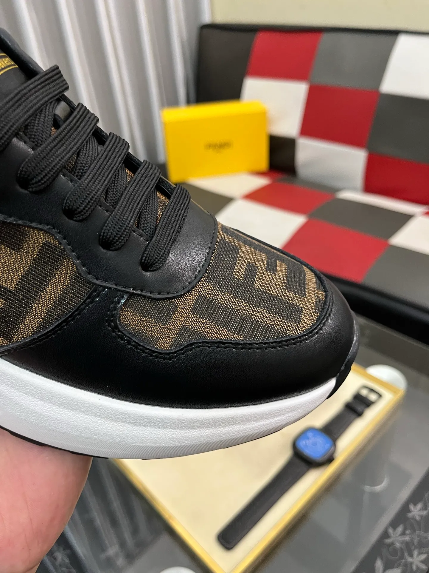 Men's shoes 💰438⌚️⌚️ 【FENDI】Original quality. ~ Unique modern style sneakers. 🏃A must-have casual shoe for trendy men😍😍 Original brand imported from Italy, imported original leather, sheep lining (refuses to discolor and grind feet) Sole: Original sole provided by the original factory, French lazy style design ⚠️Fit to the feet, original quality, super comfortable original sole. Code number: 38-442️⃣Colors available